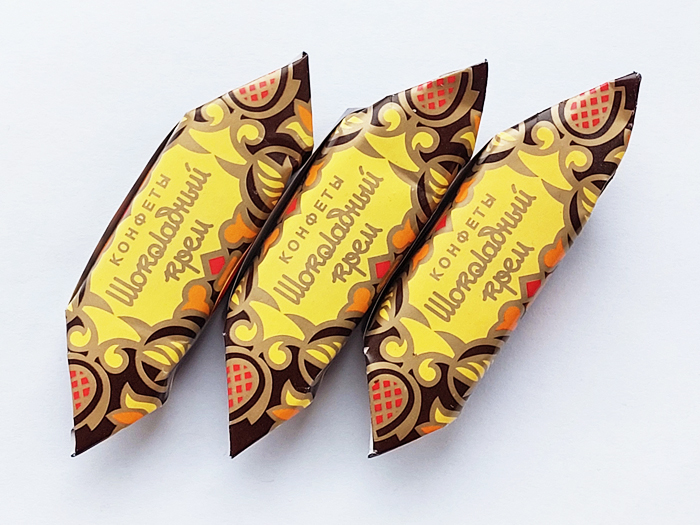 Конфеты "Шоколадный крем" (фабрика "Красный Октябрь", Москва) Конфеты "Шоколадный крем" (фабрика "Красный Октябрь", Москва)